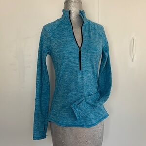 DSG long sleeve athletic top with thumb holes size small turquoise, and white
